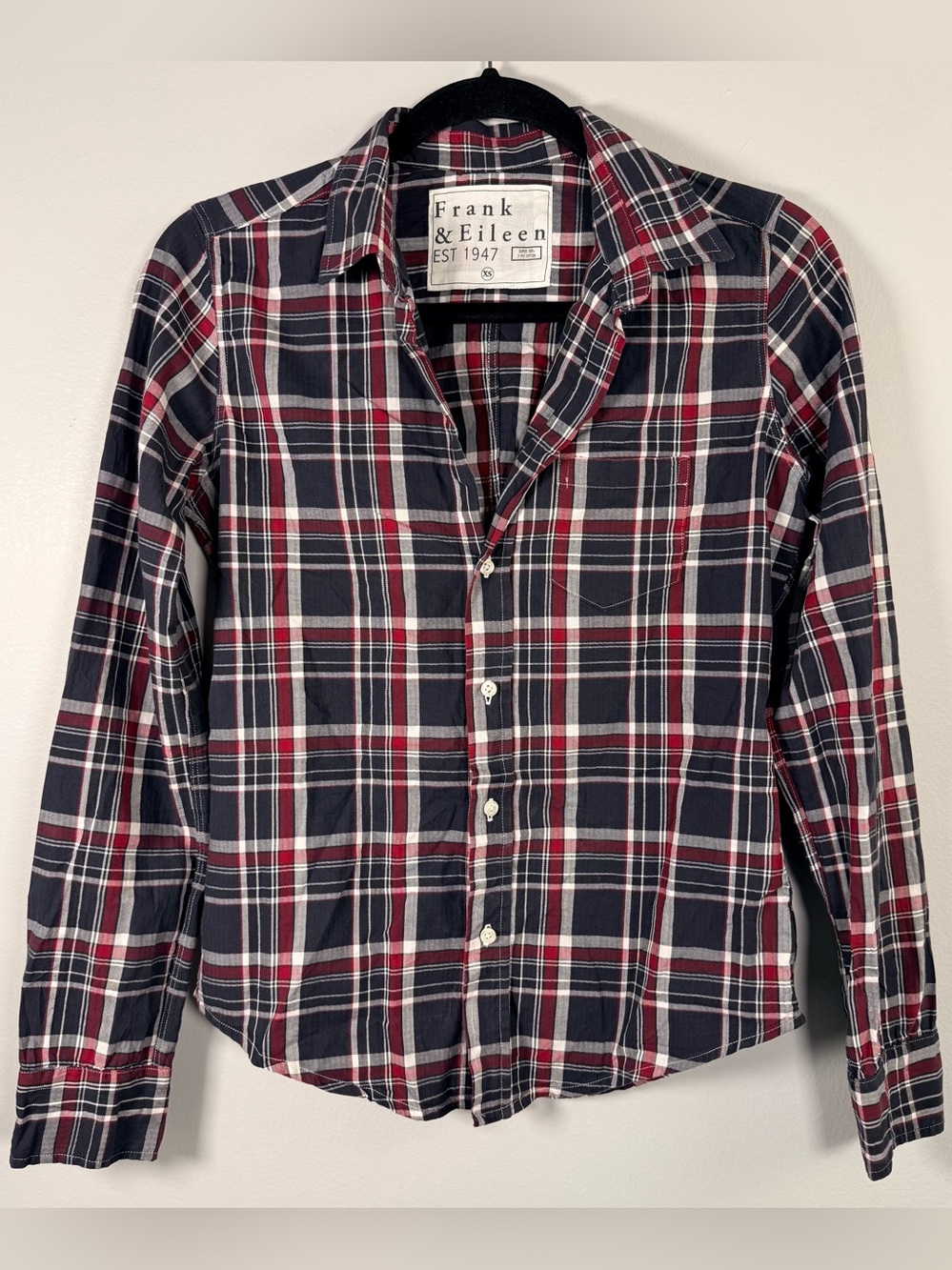 Frank & Eileen Women’s Navy Red Plaid Button Up XS Long Sleeve Top
